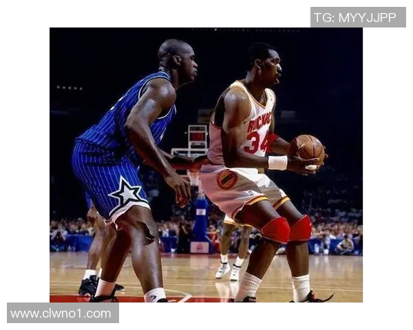 奥尼尔与格林的篮球对决谁能胜出揭示了时代的变迁与球风的演变 奥尼尔与格林的篮球对决谁能胜出揭示了时代的变迁与球风的演变