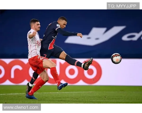 巴黎与尼姆精彩对决集锦回顾赛场瞬间尽显足球魅力与激情