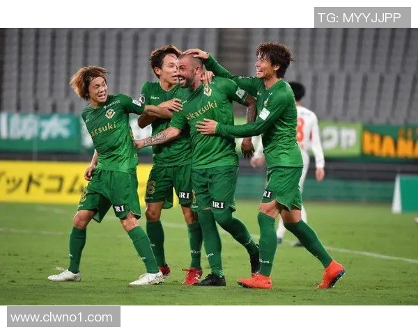 东方日视与山口雷诺的激烈对决谁将成为行业领军者 东方日视与山口雷诺的激烈对决谁将成为行业领军者