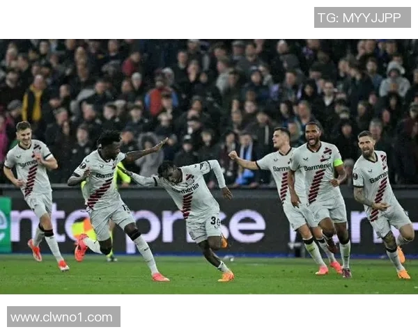 勒沃库森客场逼平，中游稳定局面逐渐形成