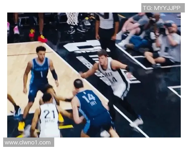 勇士与爵士精彩对决视频回顾全场亮点与精彩瞬间分析 勇士与爵士精彩对决视频回顾全场亮点与精彩瞬间分析